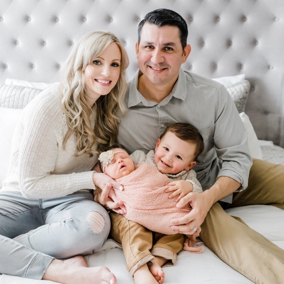 Hello! Welcome to my closet!😊 - Picture 7 of 15